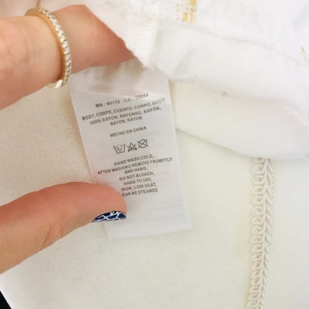 Monarc Anthropologie gallerist gold foil top - Picture 8 of 8